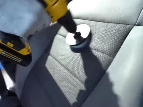 Seat Shampoo Service